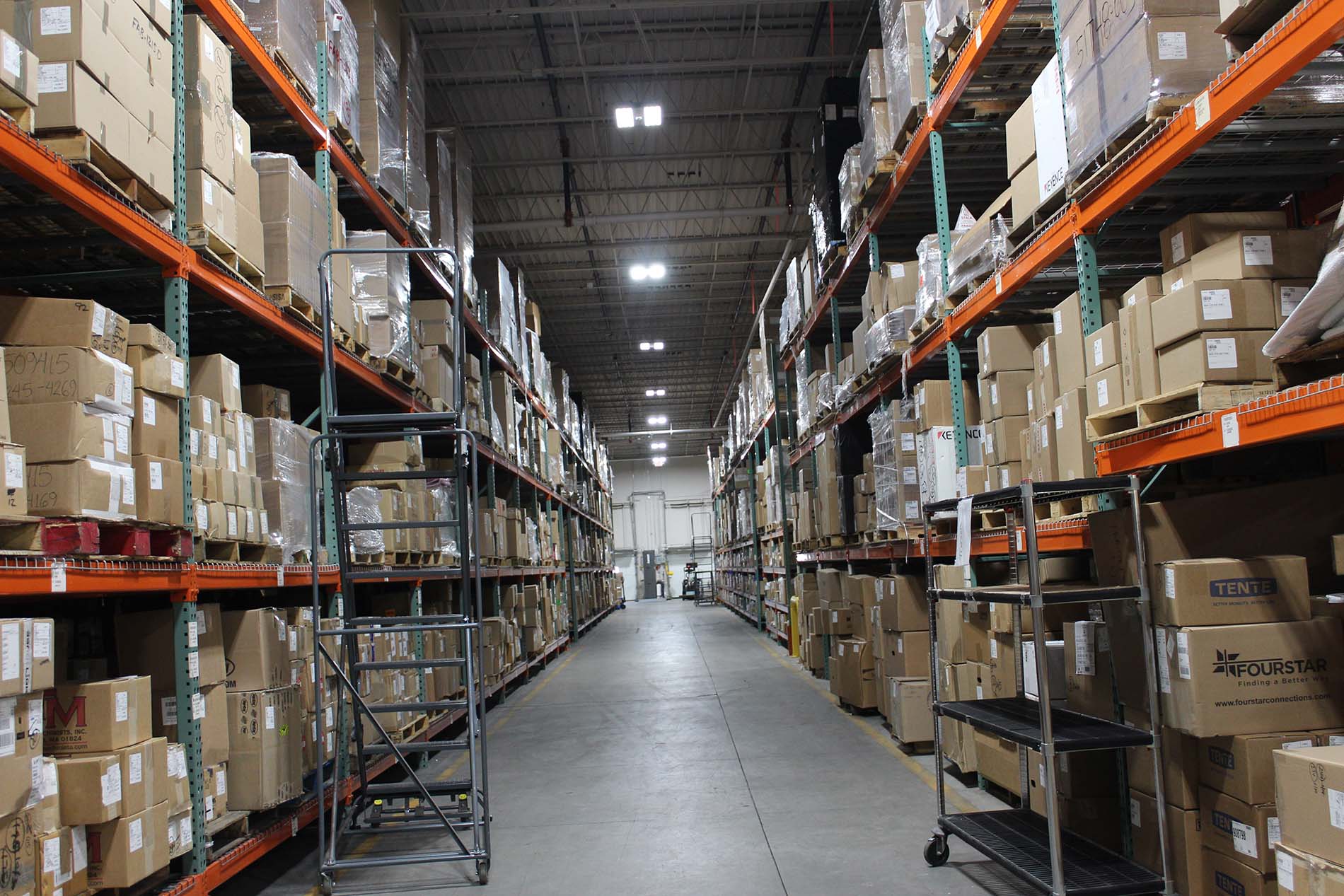 4 Tips for Distribution Center Energy Efficiency